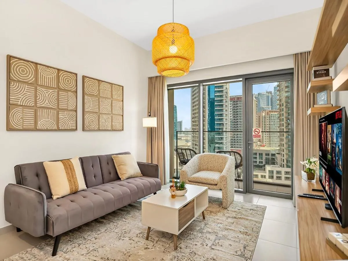 Burj Royale 1 Bedroom 5 Min Walk To Burj Khalifa Dubai Apartment